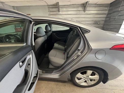 Used 2013 Hyundai Elantra GLS w/ Preferred Pkg FWD image 23