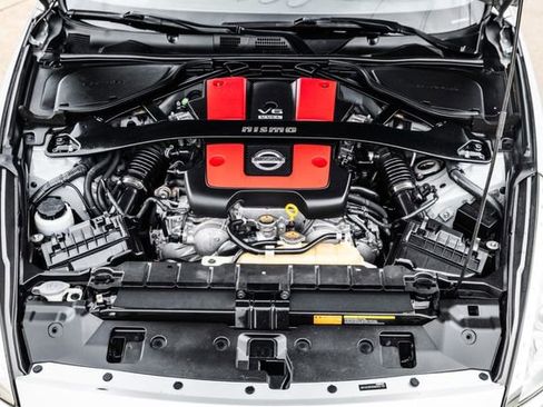 Used 2013 Nissan 370Z NISMO w/ Bose Pkg RWD image 23