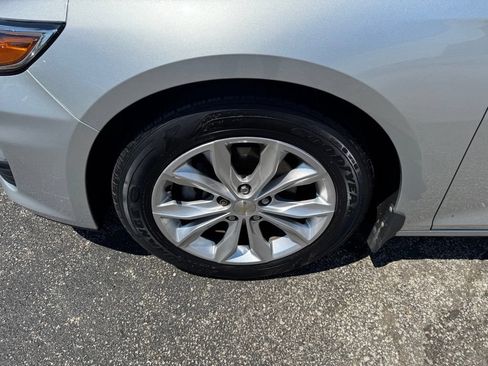Used 2019 Chevrolet Malibu LT w/ Leather Package FWD image 27