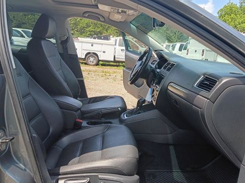 Used 2014 Volkswagen Jetta TDI FWD image 17
