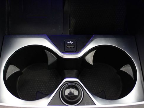 Used 2024 BMW X7 xDrive40i w/ M Sport Package image 17