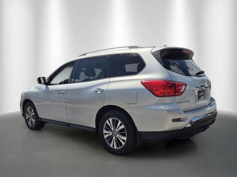 Used 2020 Nissan Pathfinder S FWD image 5
