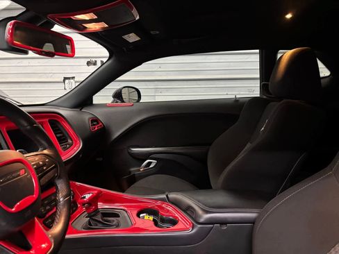 Used 2021 Dodge Challenger R/T Scat Pack RWD image 17