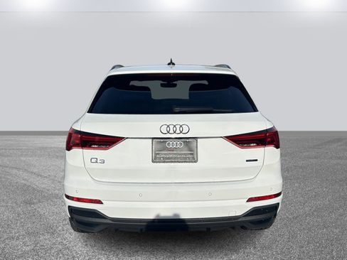 Certified 2025 Audi Q3 2.0T Premium w/ Convenience Package image 5