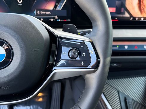 Used 2025 BMW X3 xDrive30i w/ Convenience Package image 27