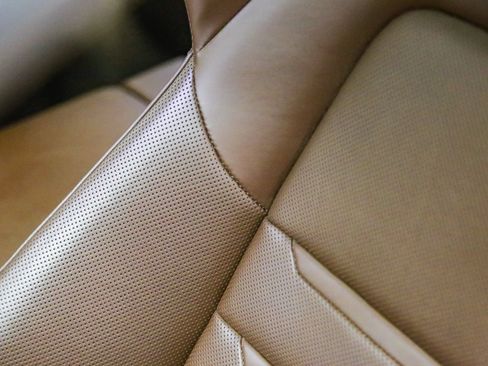 Used 2020 Porsche Panamera 4 E-Hybrid AWD/4WD image 26
