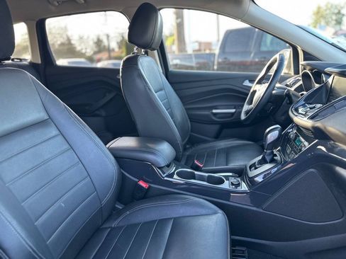 Used 2014 Ford Escape Titanium w/ Equipment Group 401A AWD/4WD image 25