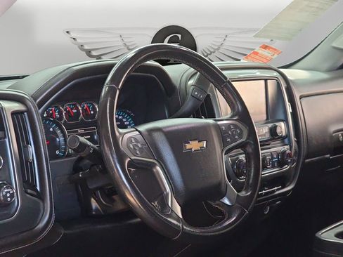 Used 2018 Chevrolet Silverado 1500 LTZ image 16