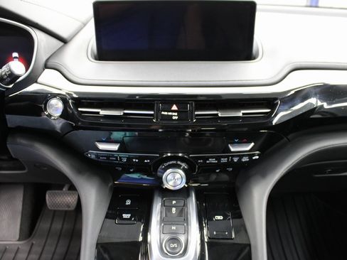 Used 2023 Acura MDX SH-AWD w/ Technology Package image 14