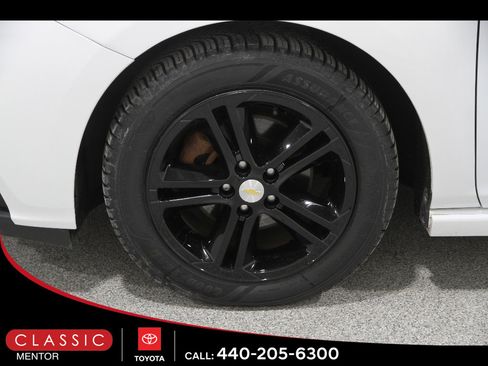 Used 2017 Chevrolet Cruze LT w/ Convenience Package image 20