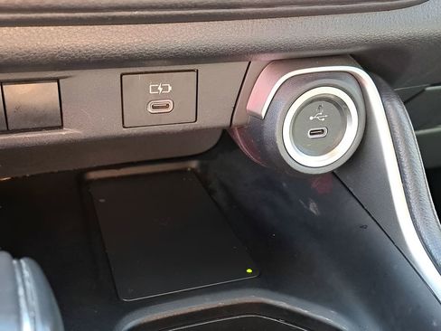 Used 2024 Toyota Grand Highlander Limited image 28