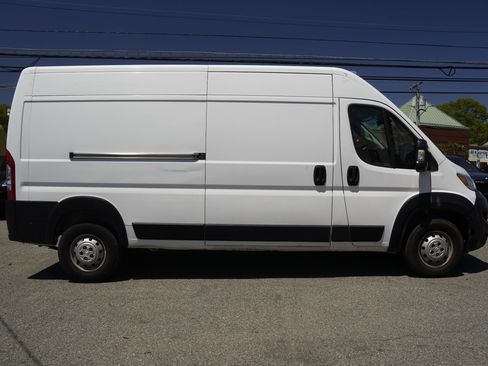 Used 2023 RAM ProMaster 2500 FWD image 7