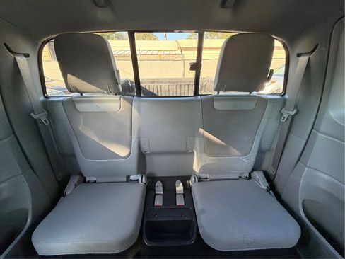 Used 2014 Toyota Tacoma 4x4 Access Cab V6 image 21