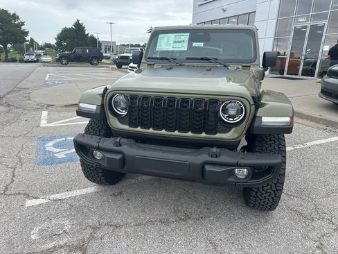 New 2025 Jeep Wrangler Willys 4xe image 9