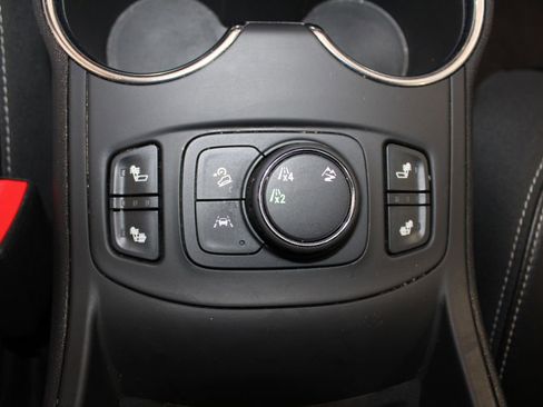 Used 2024 GMC Terrain SLT image 56