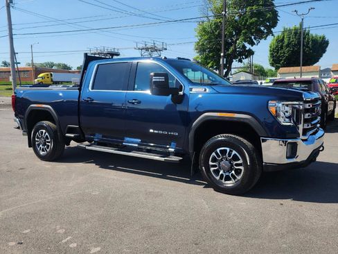 Used 2023 GMC Sierra 3500 SLE w/ SLE Value Package AWD/4WD image 6