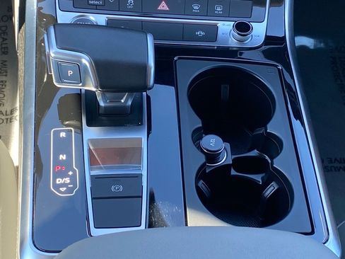 Used 2022 Audi Q7 3.0T Premium Plus w/ Premium Plus Package image 8