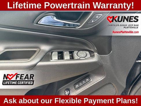 Used 2023 Chevrolet Equinox Premier AWD/4WD image 16
