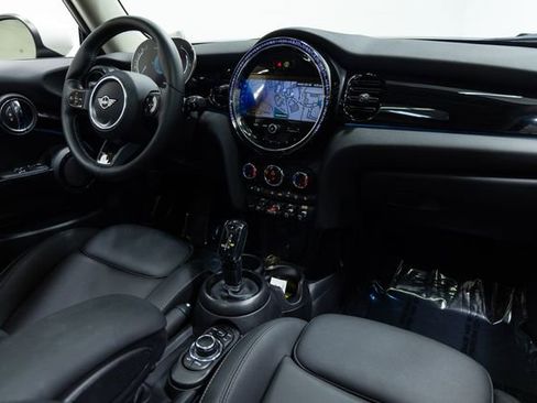 Certified 2024 MINI Cooper S image 27