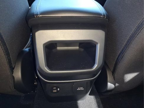 New 2025 Ford Ranger XLT w/ Equipment Group 301A High AWD/4WD image 12