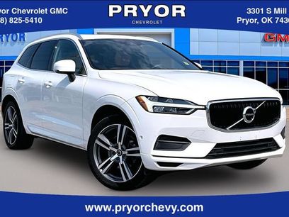 Used 2018 Volvo XC60 T5 Momentum w/ Vision Package