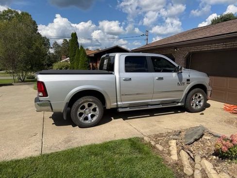 Used 2018 RAM 1500 Big Horn AWD/4WD image 1