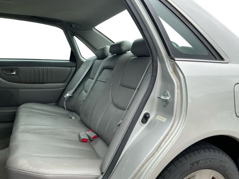 Used 2003 Toyota Avalon XLS FWD image 12
