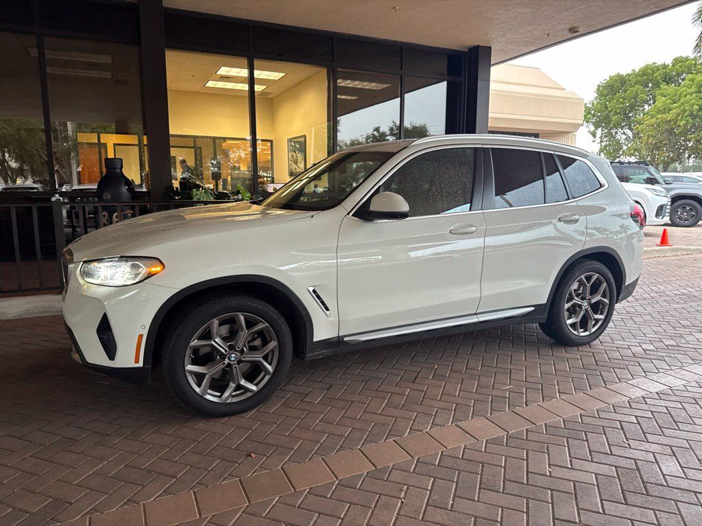 Used 2024 BMW X3 xDrive30i w/ Convenience Package w/ZPA AWD/4WD image 7