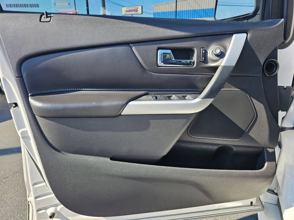 Used 2011 Ford Edge Sport w/ Driver Entry Pkg AWD/4WD image 23