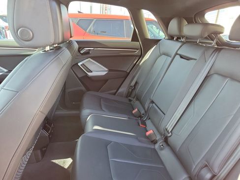 Used 2023 Audi Q3 2.0T Premium w/ 19" Wheel Package image 16