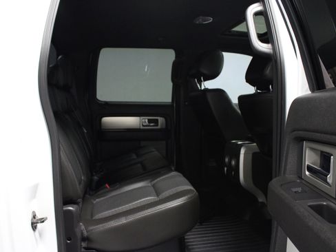 Used 2014 Ford F150 Raptor w/ Equipment Group 801A Luxury image 15