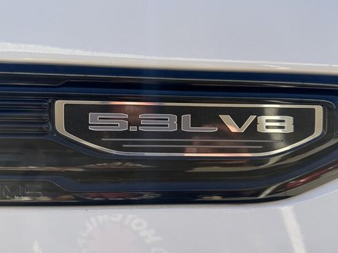 Used 2020 GMC Sierra 1500 Elevation w/ Elevation Value Package AWD/4WD image 16