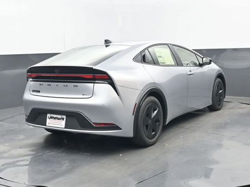 New 2026 Toyota Prius LE image 19