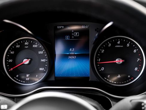 Used 2026 Tesla Model Y 2WD image 18