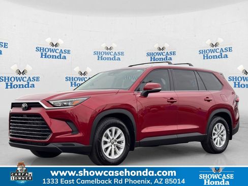 Used 2025 Toyota Grand Highlander FWD image 1