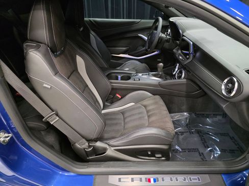Used 2023 Chevrolet Camaro SS RWD image 2