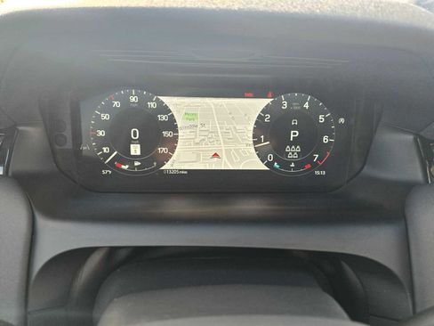 Used 2025 Land Rover Discovery Sport S image 27