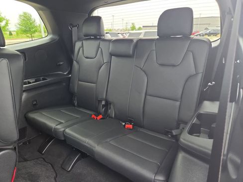 Used 2025 Kia Telluride EX X-Line AWD/4WD image 36