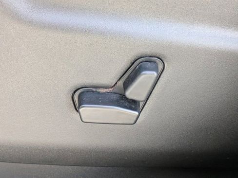 Used 2018 Dodge Durango R/T image 17