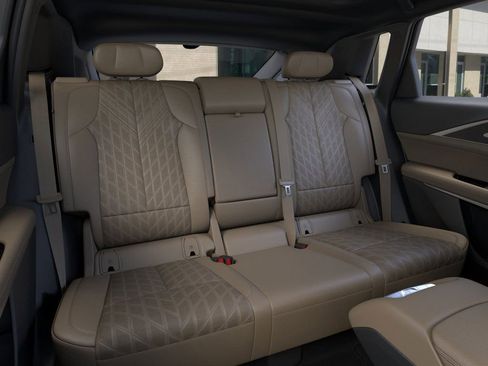 New 2025 Cadillac Lyriq Sport w/ Nappa Leather Package image 17