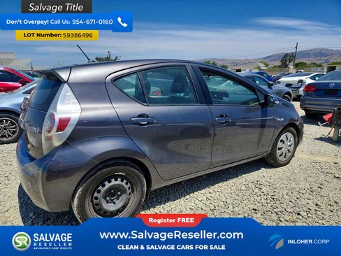 Used 2013 Toyota Prius C Two FWD image 4
