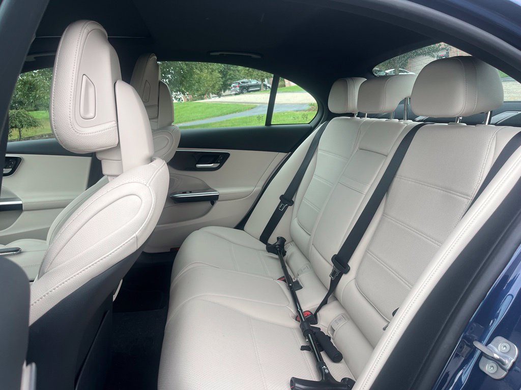 Used 2024 Mercedes-Benz C 300 4MATIC Sedan image 35