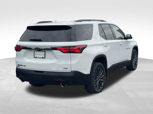 Used 2024 Chevrolet Traverse RS AWD/4WD image 4