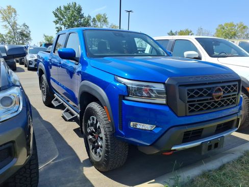 Used 2024 Nissan Frontier PRO-4X w/ Technology Package AWD/4WD image 1