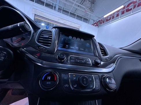 Used 2016 Chevrolet Impala LT image 25