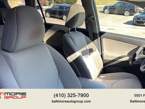 Used 2011 Toyota RAV4 4WD image 15