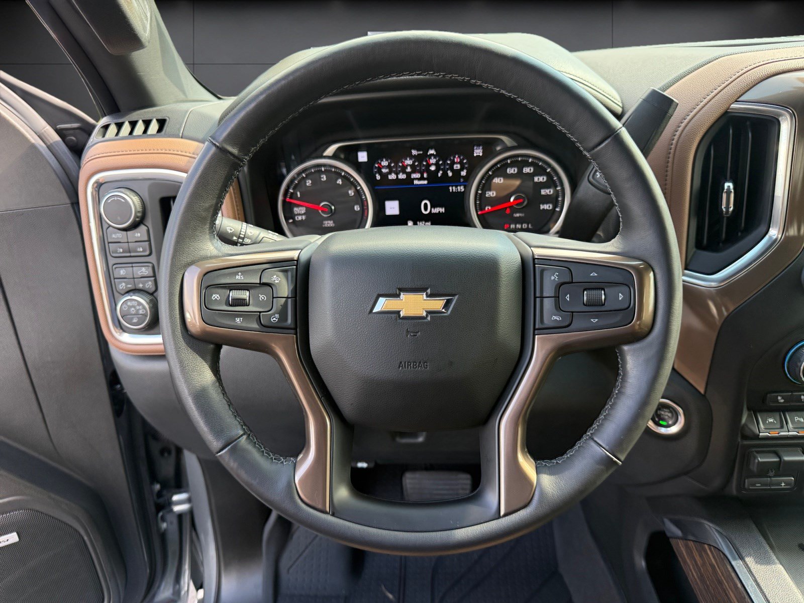 Used 2019 Chevrolet Silverado 1500 High Country w/ Technology Package AWD/4WD image 23