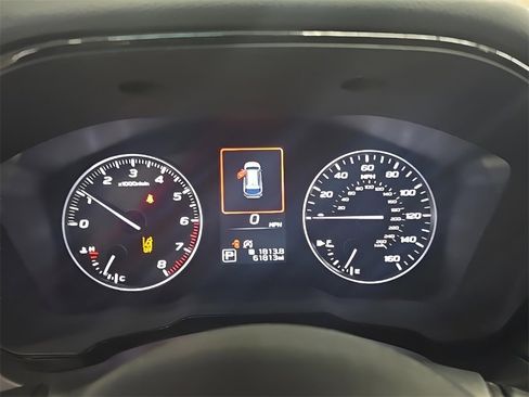 Used 2021 Subaru Outback Premium image 27
