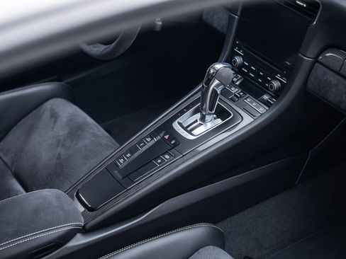 Used 2019 Porsche 911 GT3 RS image 36