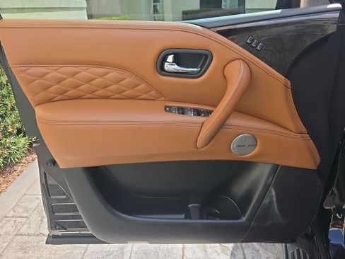Used 2023 INFINITI QX80 Sensory w/ Cargo Package RWD image 15